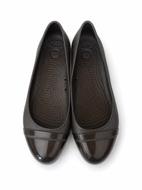 Crocs Women's Sz 8 Gianna Alice Shiny Cap Toe Ballet Flat Black Shoes Dark Brown